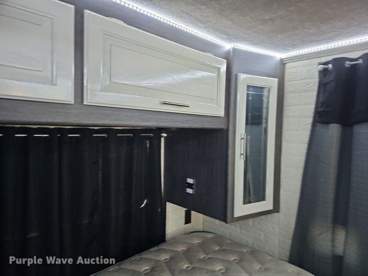 image for item DK0705 1996 Thor West Residency 3650 FTS351232 RV