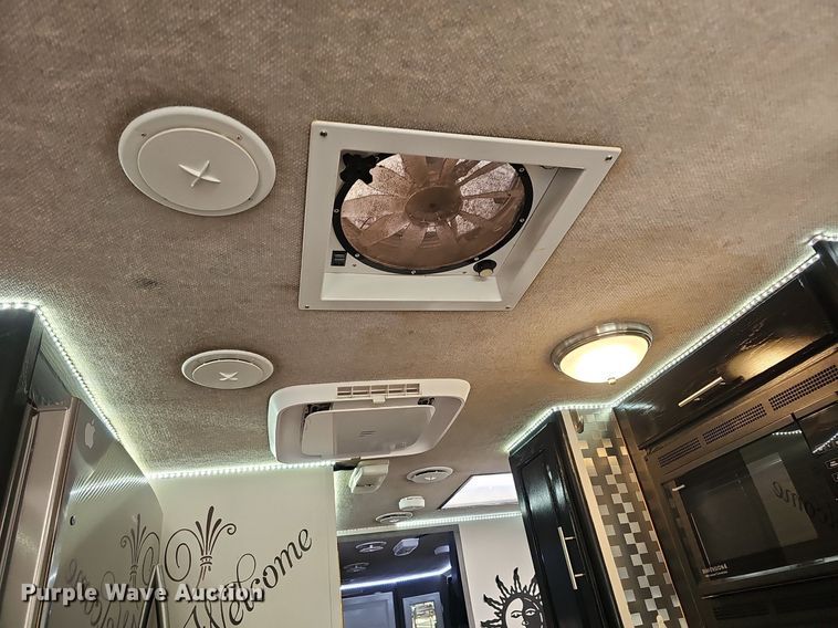 image for item DK0705 1996 Thor West Residency 3650 FTS351232 RV