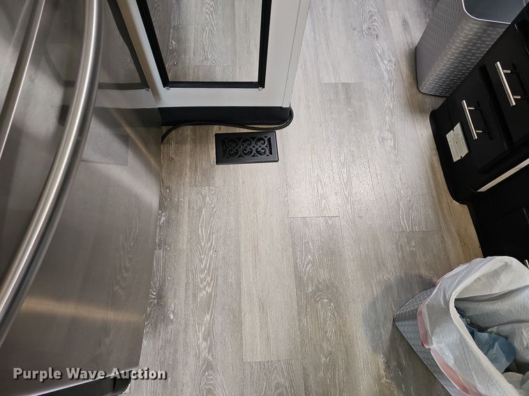 image for item DK0705 1996 Thor West Residency 3650 FTS351232 RV