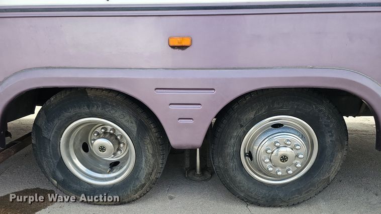 image for item DK0705 1996 Thor West Residency 3650 FTS351232 RV