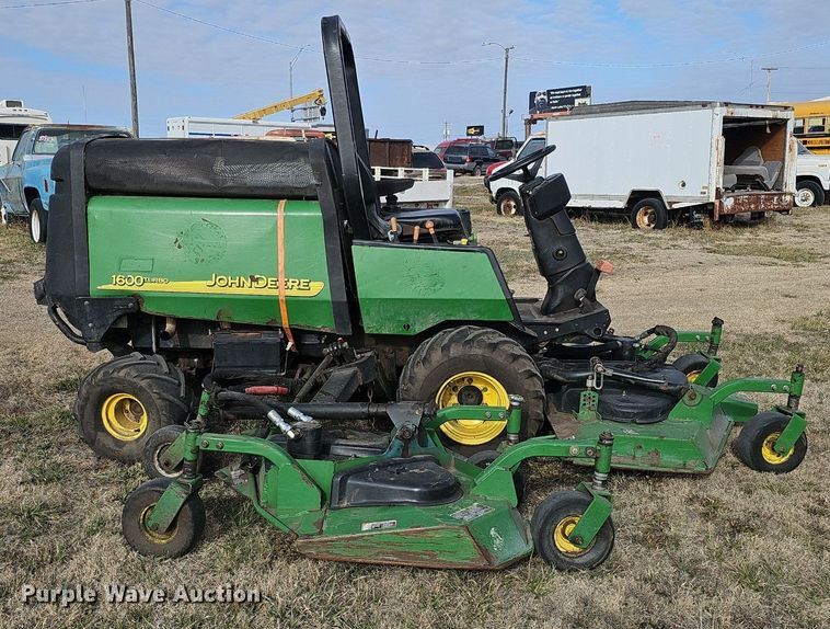 image for item DK0706 John Deere 1600 Turbo lawn mower