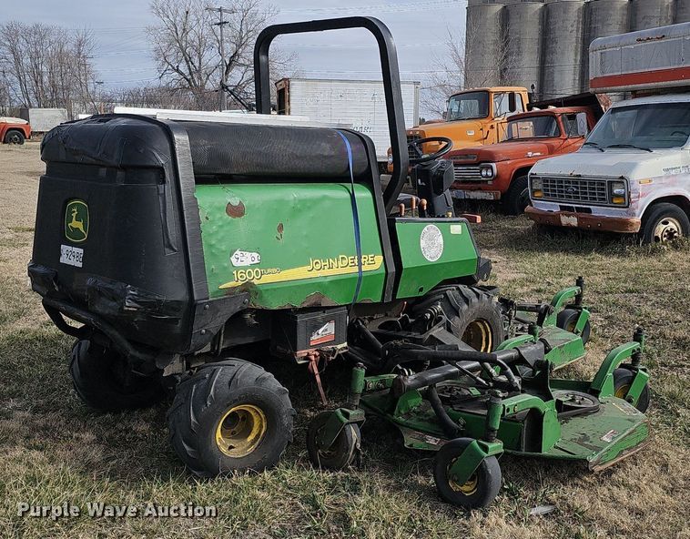 image for item DK0707 John Deere 1600 Turbo lawn mower