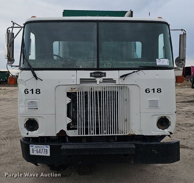 image for item DK0719 2004 Auto Car Xpeditor refuse truck