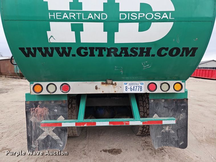 image for item DK0719 2004 Auto Car Xpeditor refuse truck