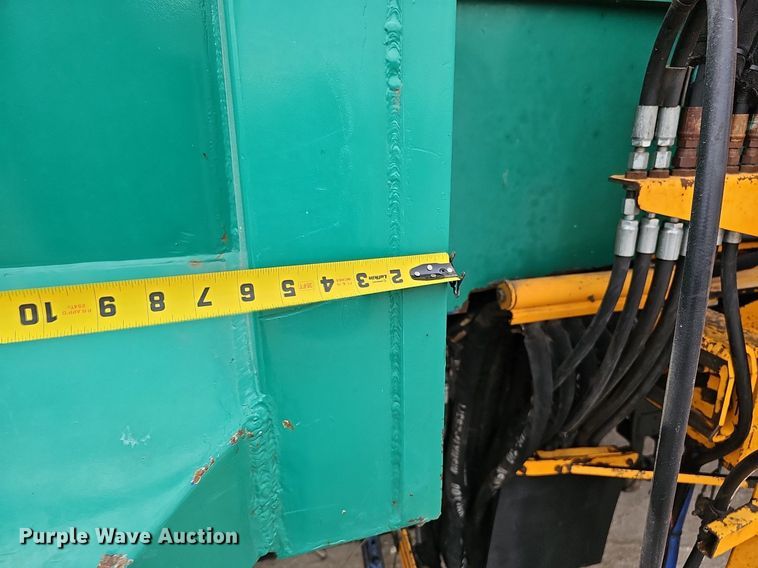 image for item DK0719 2004 Auto Car Xpeditor refuse truck