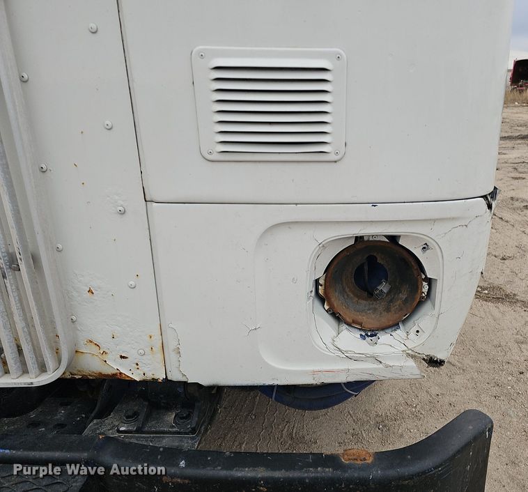 image for item DK0719 2004 Auto Car Xpeditor refuse truck