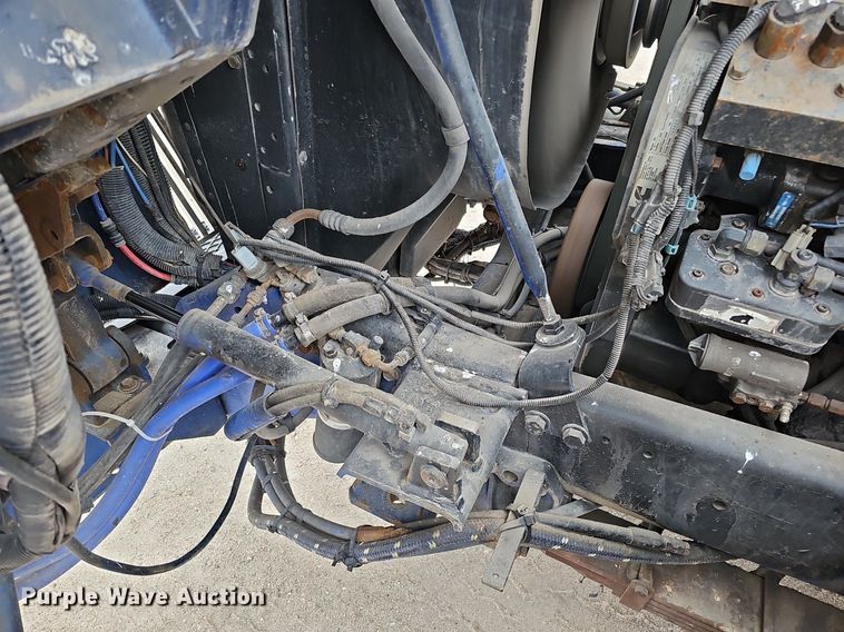 image for item DK0719 2004 Auto Car Xpeditor refuse truck