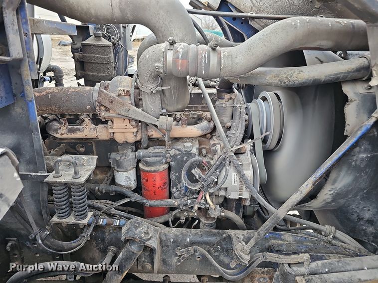 image for item DK0719 2004 Auto Car Xpeditor refuse truck