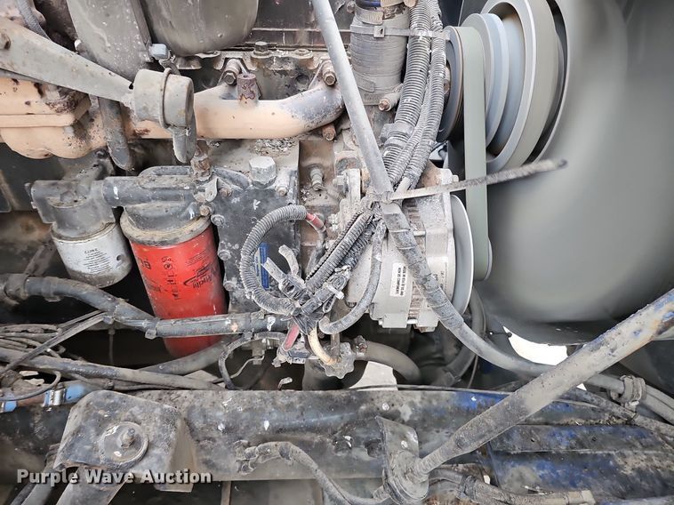 image for item DK0719 2004 Auto Car Xpeditor refuse truck