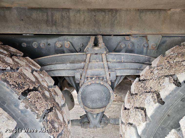 image for item DK0719 2004 Auto Car Xpeditor refuse truck