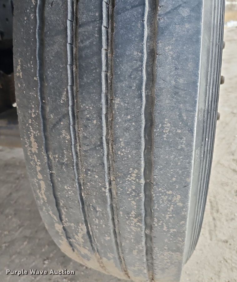 image for item DK0719 2004 Auto Car Xpeditor refuse truck