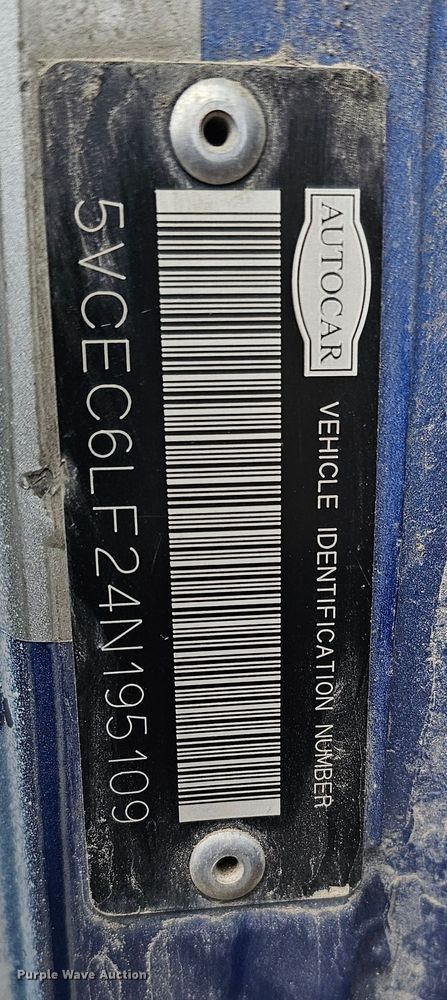 image for item DK0719 2004 Auto Car Xpeditor refuse truck