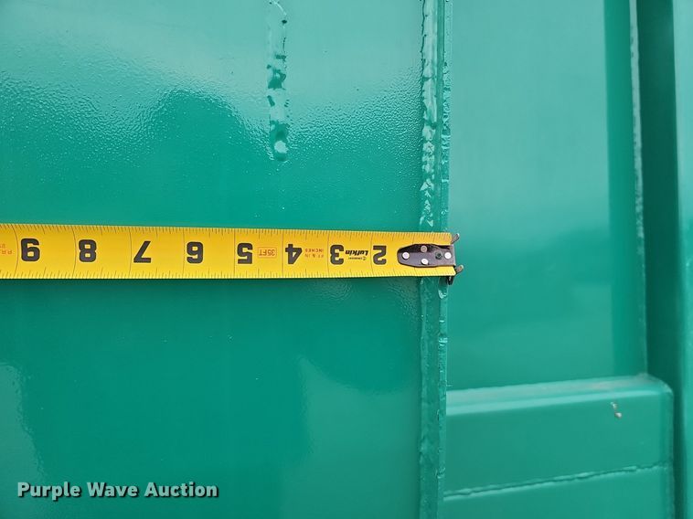 image for item DK0720 2009 Peterbilt 320 refuse truck