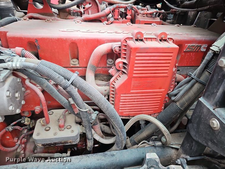 image for item DK0720 2009 Peterbilt 320 refuse truck