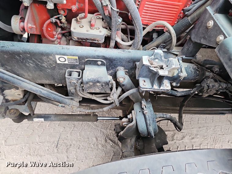 image for item DK0720 2009 Peterbilt 320 refuse truck