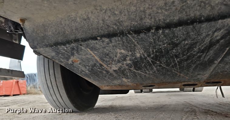 image for item DK0720 2009 Peterbilt 320 refuse truck