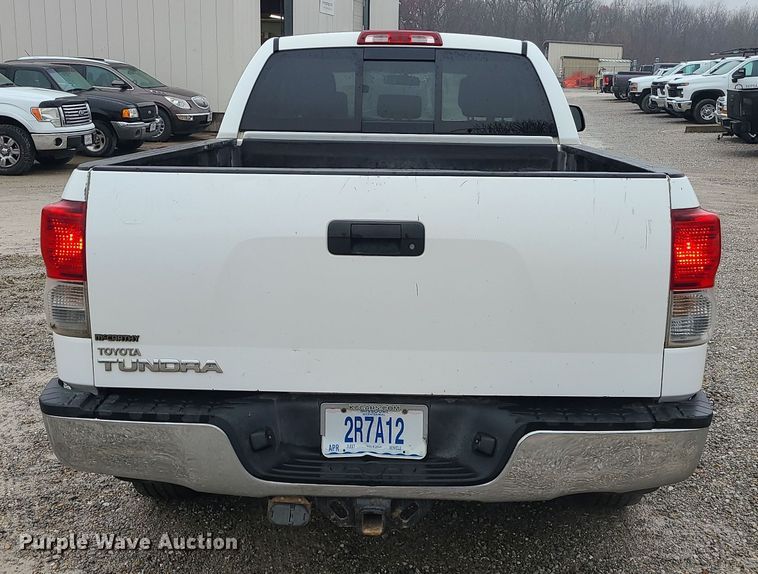 image for item DK4180 2013 Toyota Tundra Double Cab pickup truck