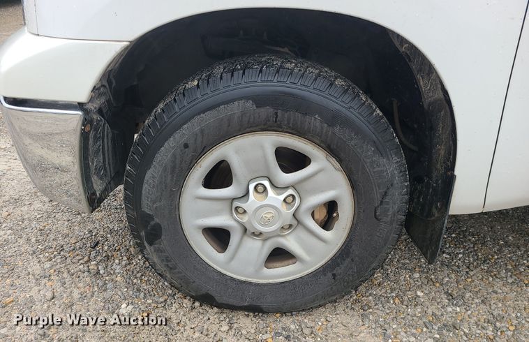 image for item DK4180 2013 Toyota Tundra Double Cab pickup truck