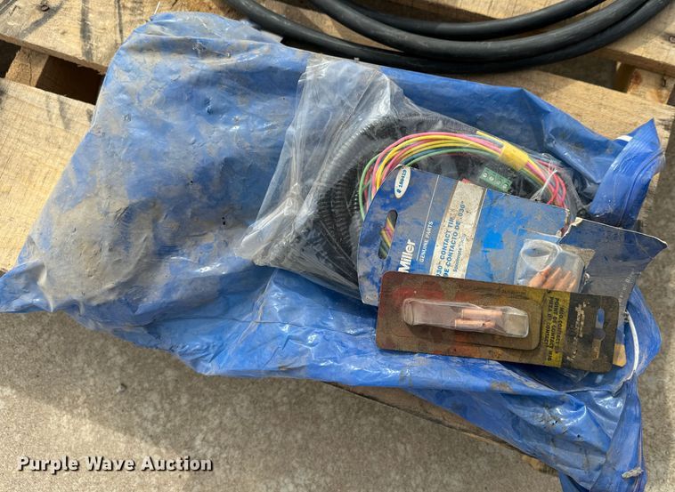 image for item DK6796 Millermatic 140 welder