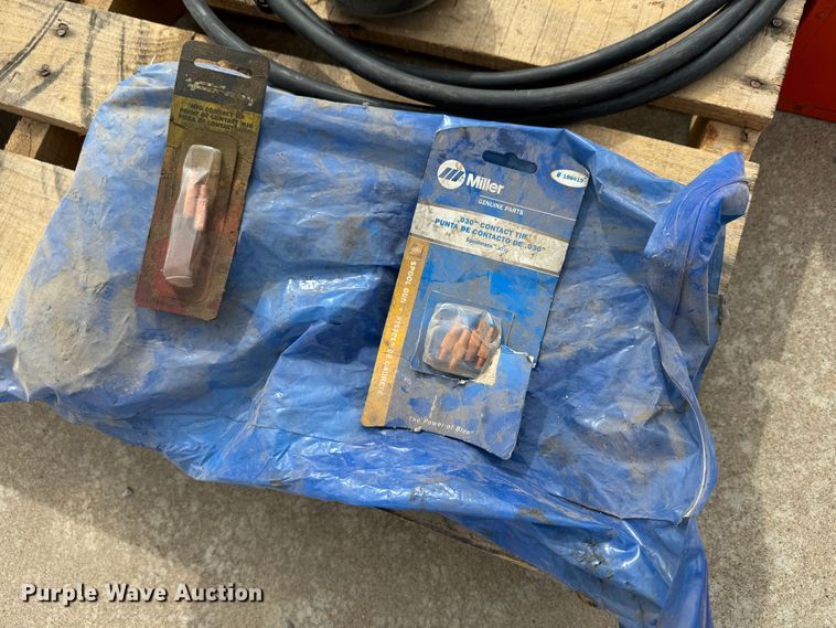 image for item DK6796 Millermatic 140 welder