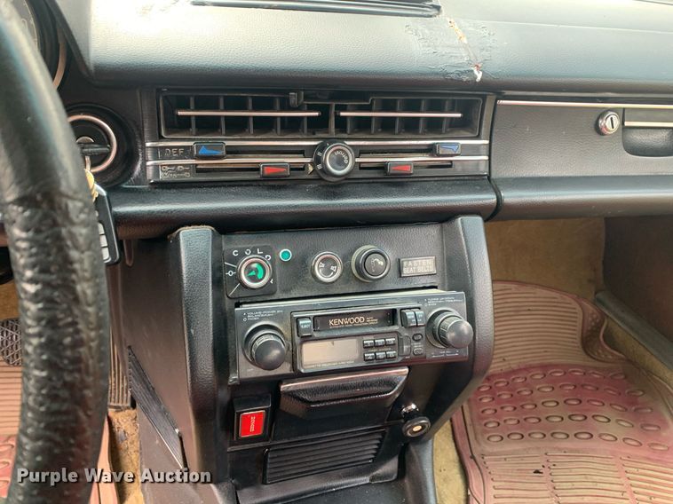 image for item DM7756 1975 Mercedes Benz 240D 