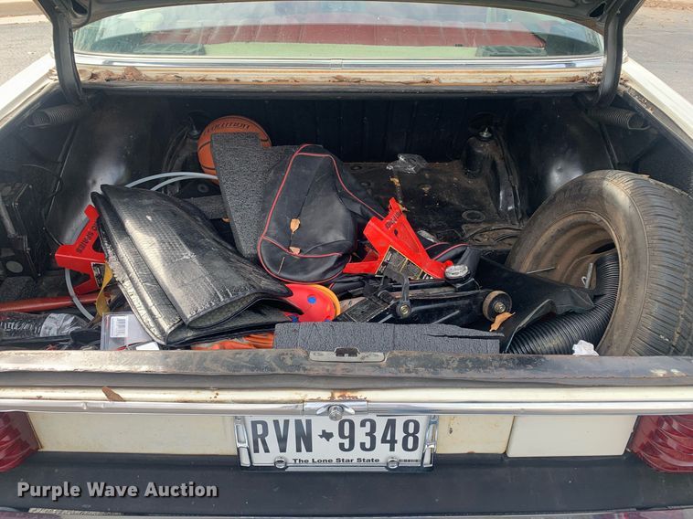 image for item DM7756 1975 Mercedes Benz 240D 