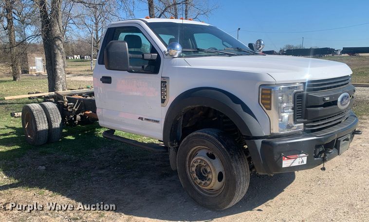 image for item DM7760 2019 Ford F550 truck cab and chassis