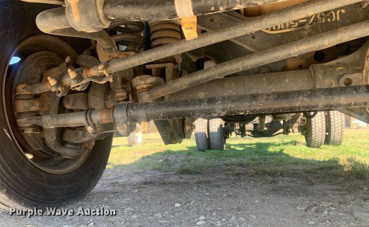 image for item DM7760 2019 Ford F550 truck cab and chassis