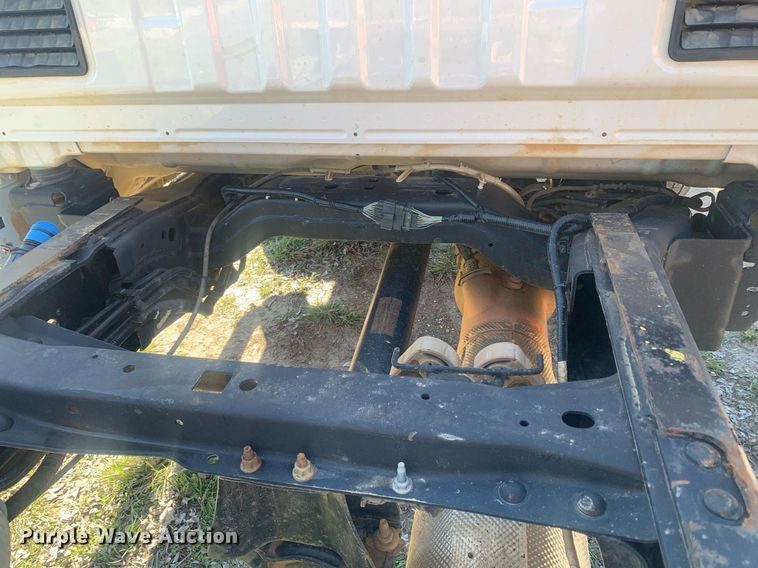 image for item DM7760 2019 Ford F550 truck cab and chassis