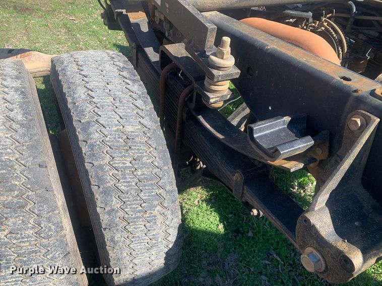 image for item DM7760 2019 Ford F550 truck cab and chassis