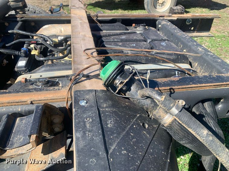 image for item DM7760 2019 Ford F550 truck cab and chassis