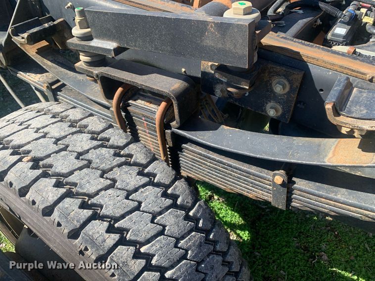 image for item DM7760 2019 Ford F550 truck cab and chassis