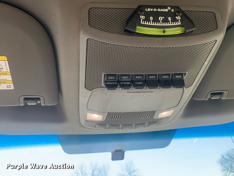 image for item DM7760 2019 Ford F550 truck cab and chassis