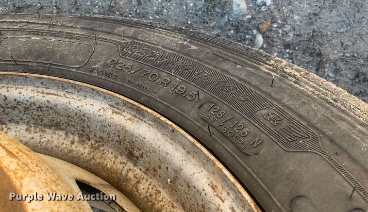 image for item DM7760 2019 Ford F550 truck cab and chassis