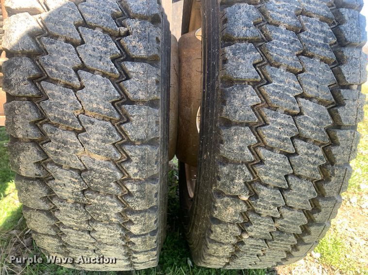 image for item DM7760 2019 Ford F550 truck cab and chassis