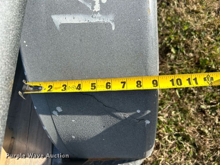 image for item DN0555 2016 Diamond C utility trailer