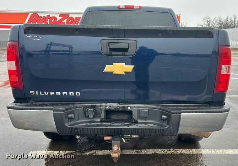 image for item DN0679 2012 Chevrolet  Silverado 1500 Crew Cab pickup truck