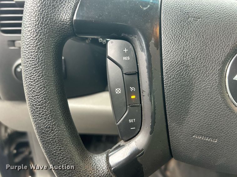 image for item DN0679 2012 Chevrolet  Silverado 1500 Crew Cab pickup truck