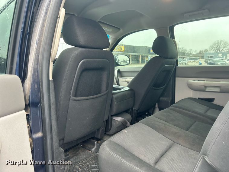 image for item DN0679 2012 Chevrolet  Silverado 1500 Crew Cab pickup truck