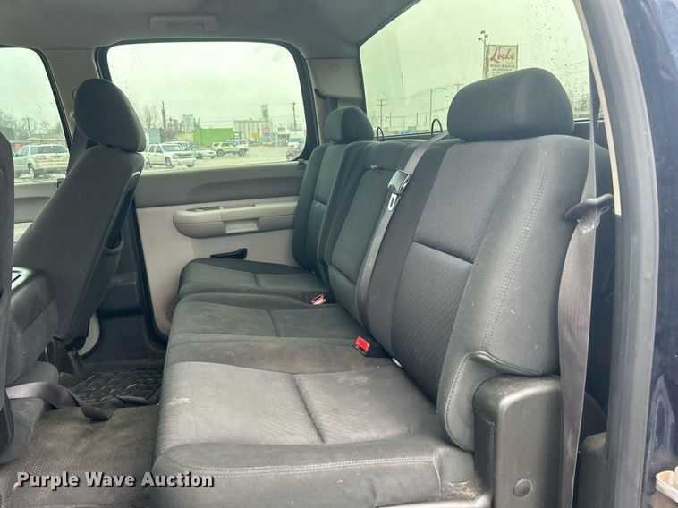 image for item DN0679 2012 Chevrolet  Silverado 1500 Crew Cab pickup truck