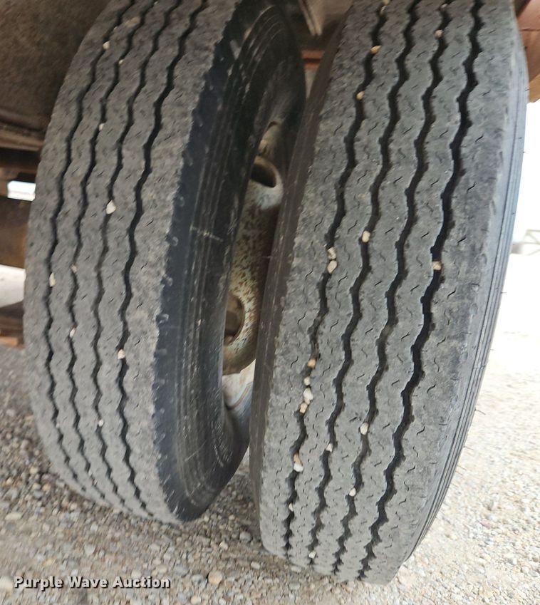 image for item DN7236 1992 Load EEZ equipment trailer