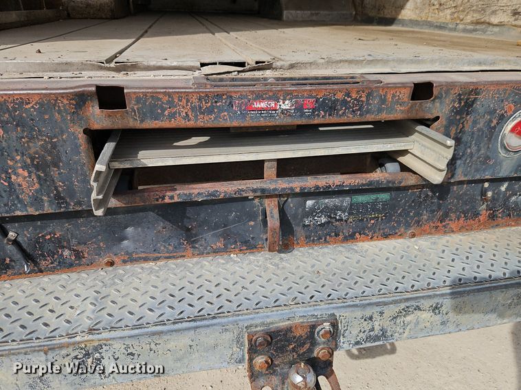 image for item DN7238 1988 GMC 6000 box truck