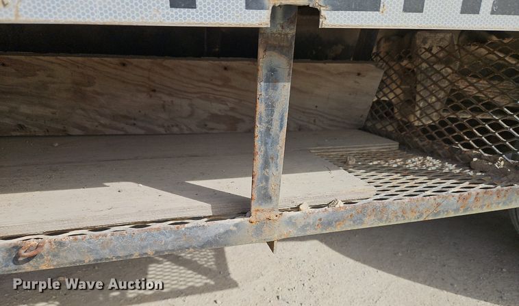 image for item DN7238 1988 GMC 6000 box truck