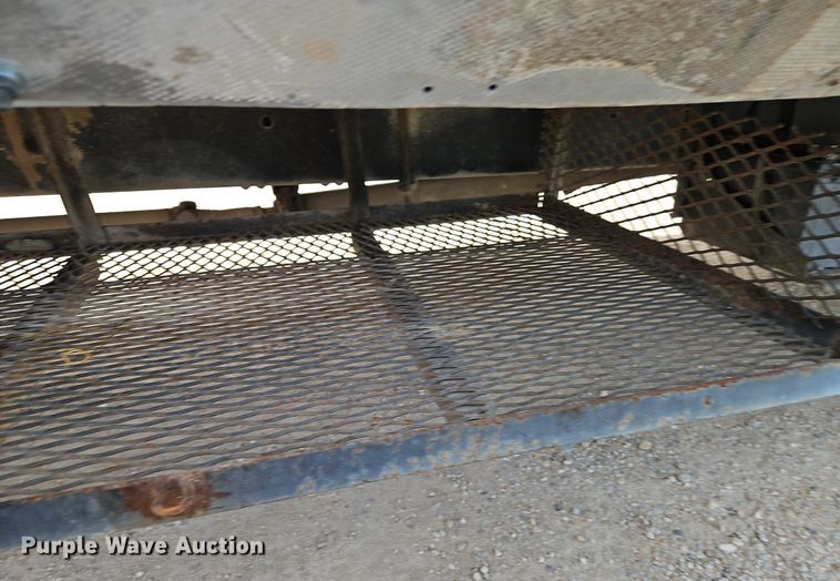 image for item DN7238 1988 GMC 6000 box truck