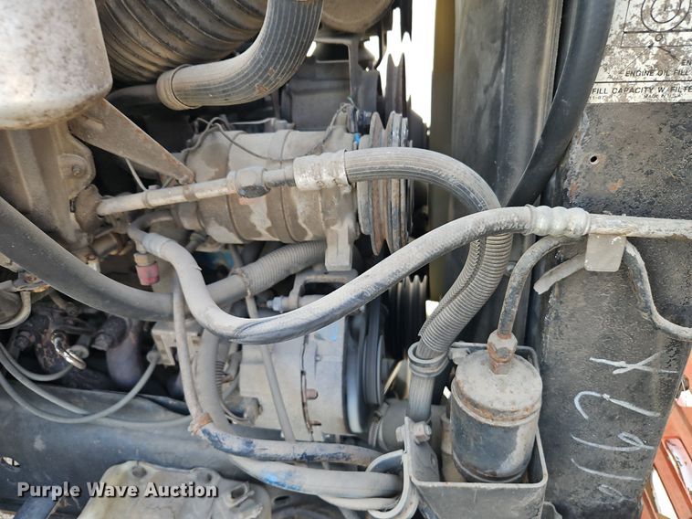 image for item DN7238 1988 GMC 6000 box truck