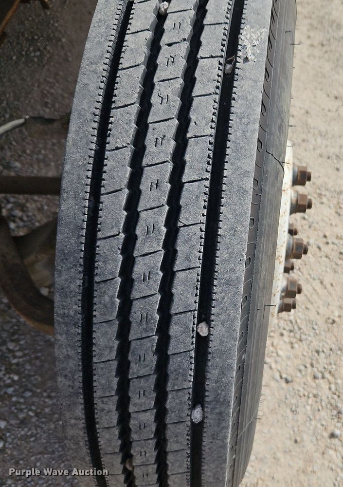 image for item DN7238 1988 GMC 6000 box truck