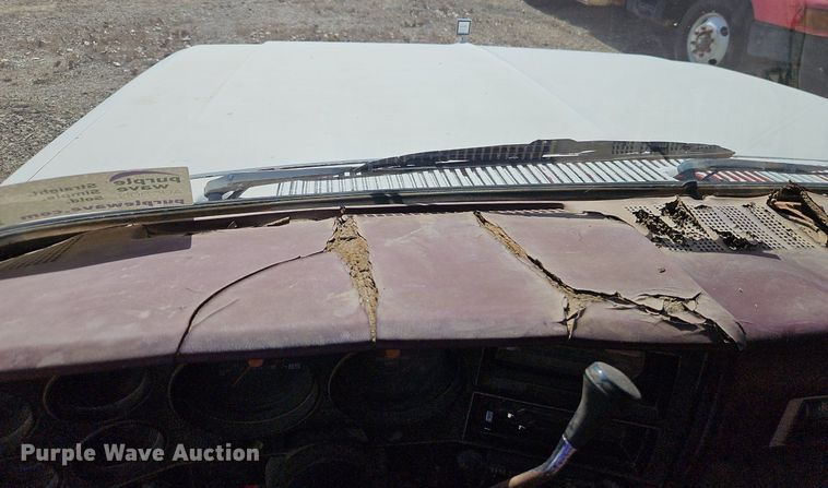 image for item DN7243 1986 Chevrolet  Custom Deluxe 30 box truck