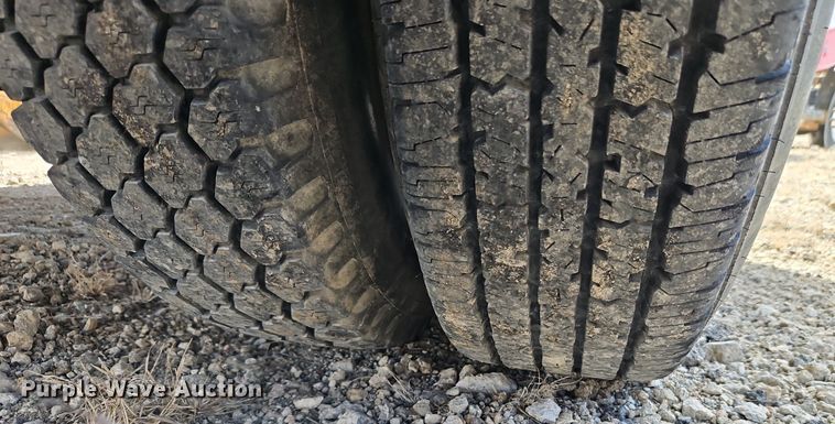 image for item DN7243 1986 Chevrolet  Custom Deluxe 30 box truck