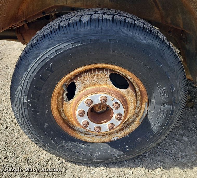 image for item DN7243 1986 Chevrolet  Custom Deluxe 30 box truck