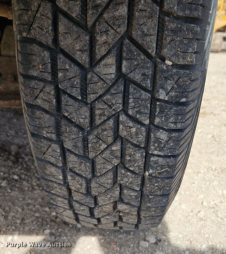 image for item DN7243 1986 Chevrolet  Custom Deluxe 30 box truck